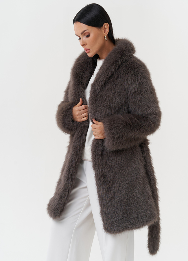 Шуба из эко меха под песца модель № 28682 универмаг малина