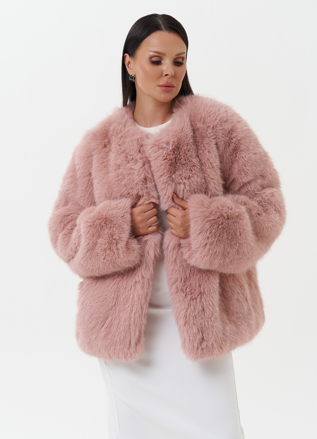 Шуба из эко песца в нежно-розовом цвете модель № 31264 универмаг малина