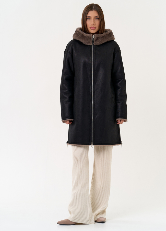 Женская двухсторонняя дубленка из эко замши с капюшоном модель № 31434 в рассрочку