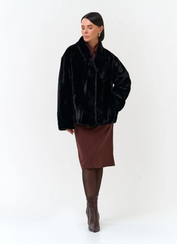 Женская куртка из эко меха