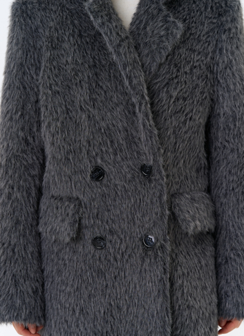 Женское утепленное пальто с английским воротником