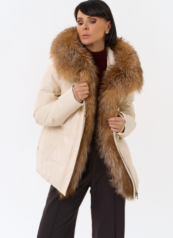 Женский пуховик из эко кожи с отделкой из натуральной лисы